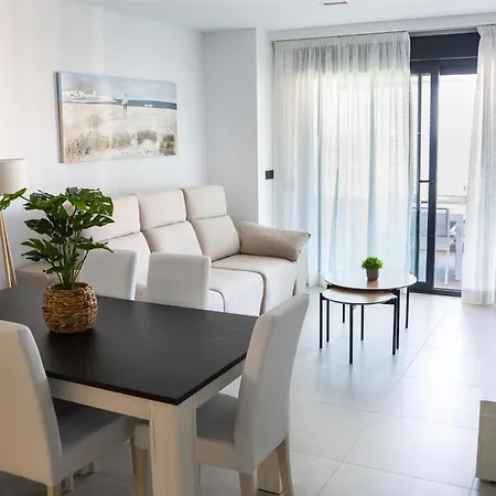 Apartment De 3 Piscina Y Parking *