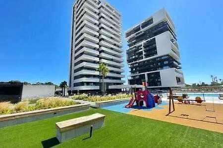 De 3 Piscina Y Parking Apartment *
